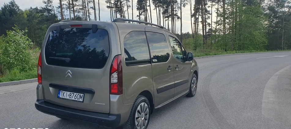 Citroen Berlingo cena 33900 przebieg: 240000, rok produkcji 2014 z Kielce małe 232